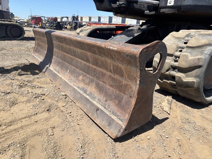 2021-bobcat-e26-image-8