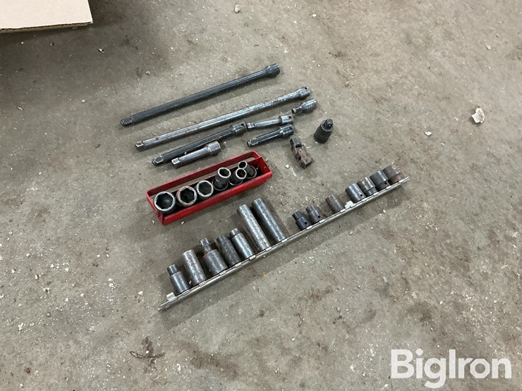 3/8"-drive-sockets-&-extensions-image-5