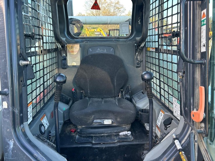 2020-bobcat-t650-image-19