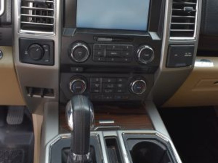 2015-ford-f150-image-11