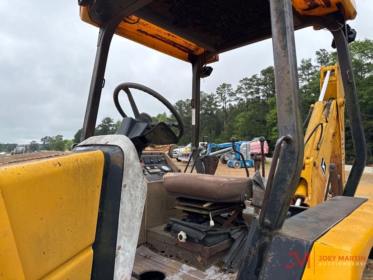 1992-john-deere-310d-image-16