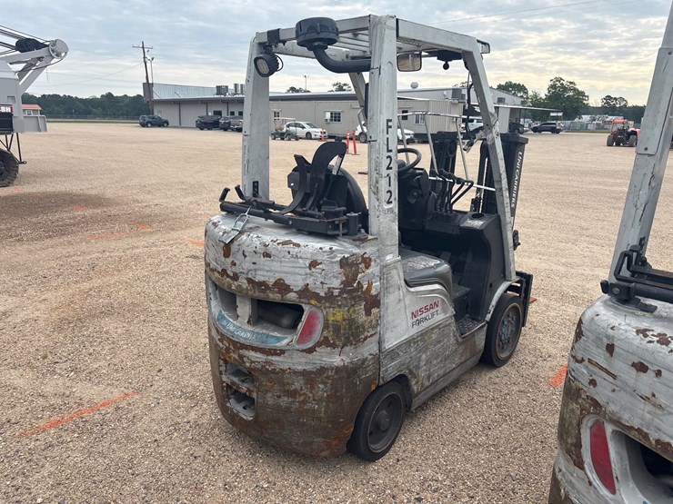 #16261-•-2015-nissan-cf50lp-forklift-image-3