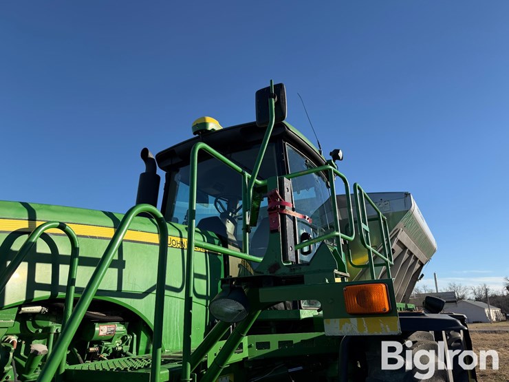 2011-john-deere-4930-image-11
