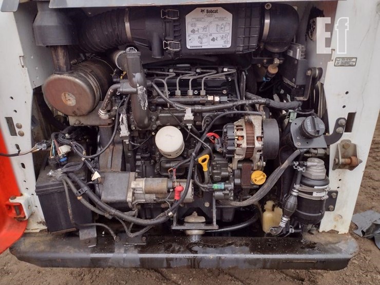 2017-bobcat-t590-image-33