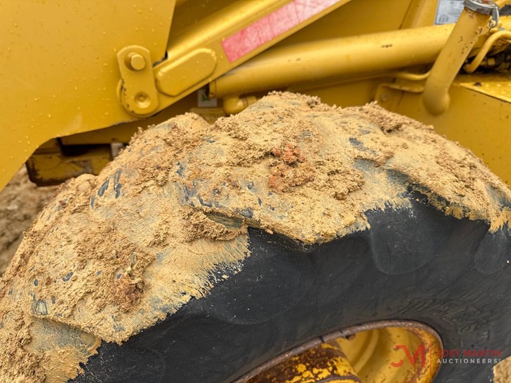 2001-caterpillar-416c-image-7