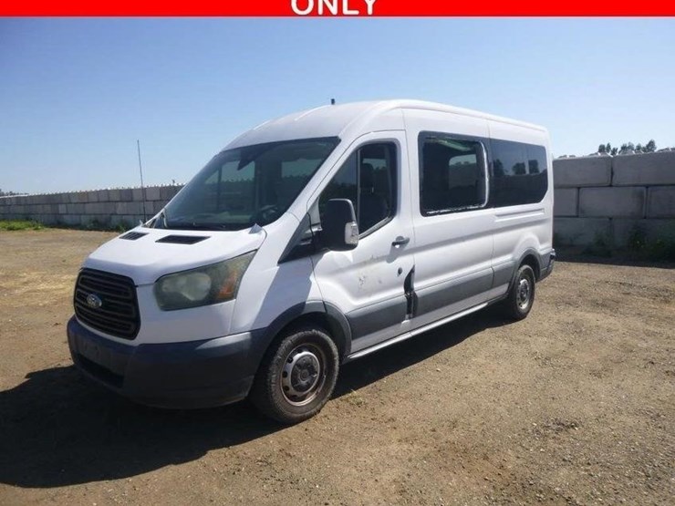 2017-ford-transit-image-1