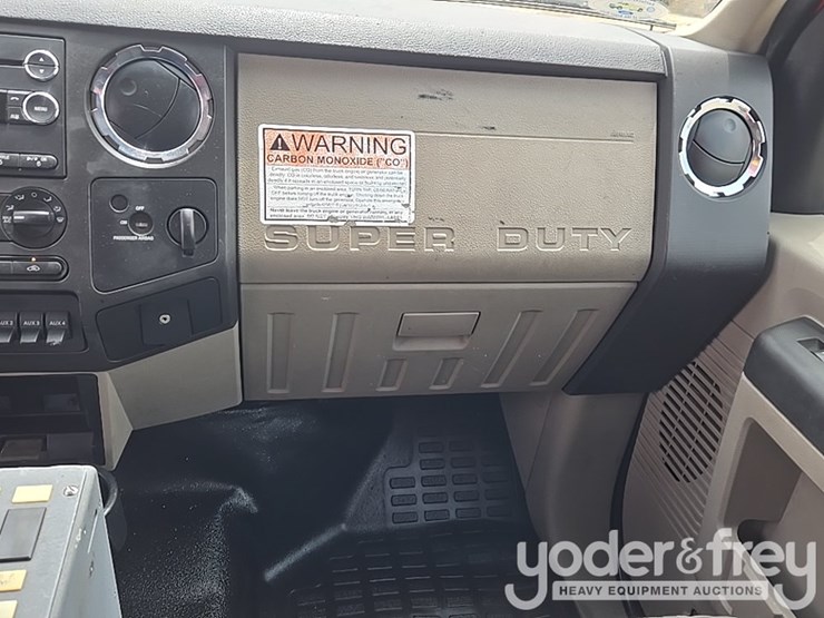 2009-ford-f450-image-53