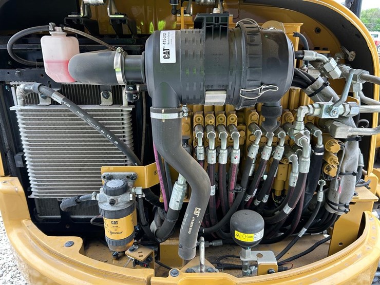 2021-caterpillar-303-image-14