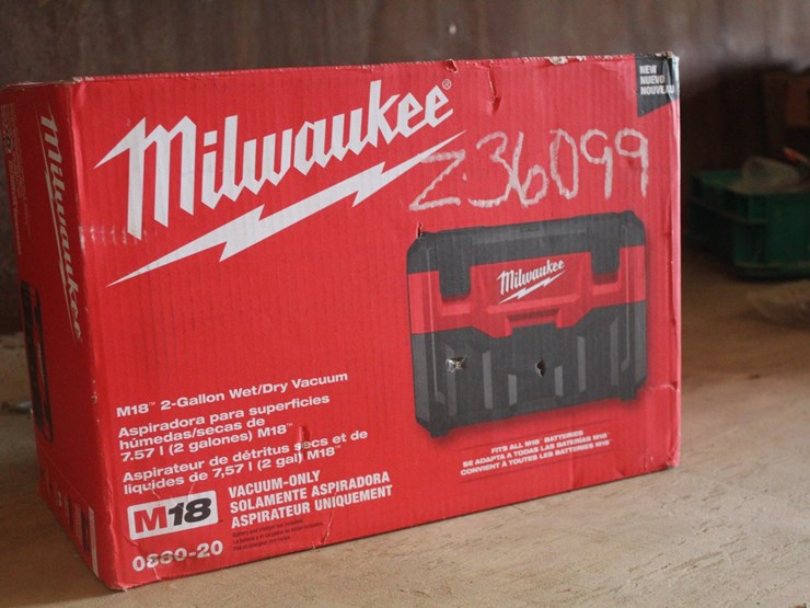 #2020-•-milwaukee-m18-2-gallon-wet/dry-vacuum-image-1