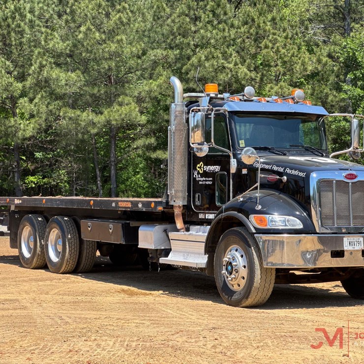 PETERBILT 348