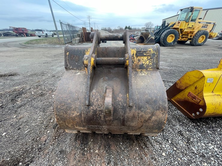 #5008-•-excavator-bucket-image-4