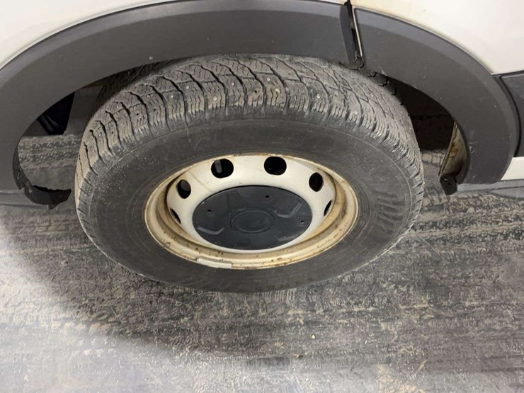 2019-ford-transit-image-22