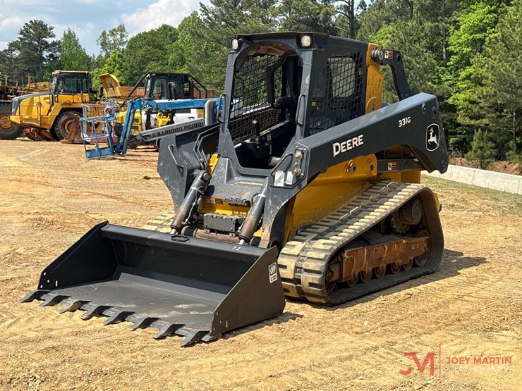 deere-331g-image-6
