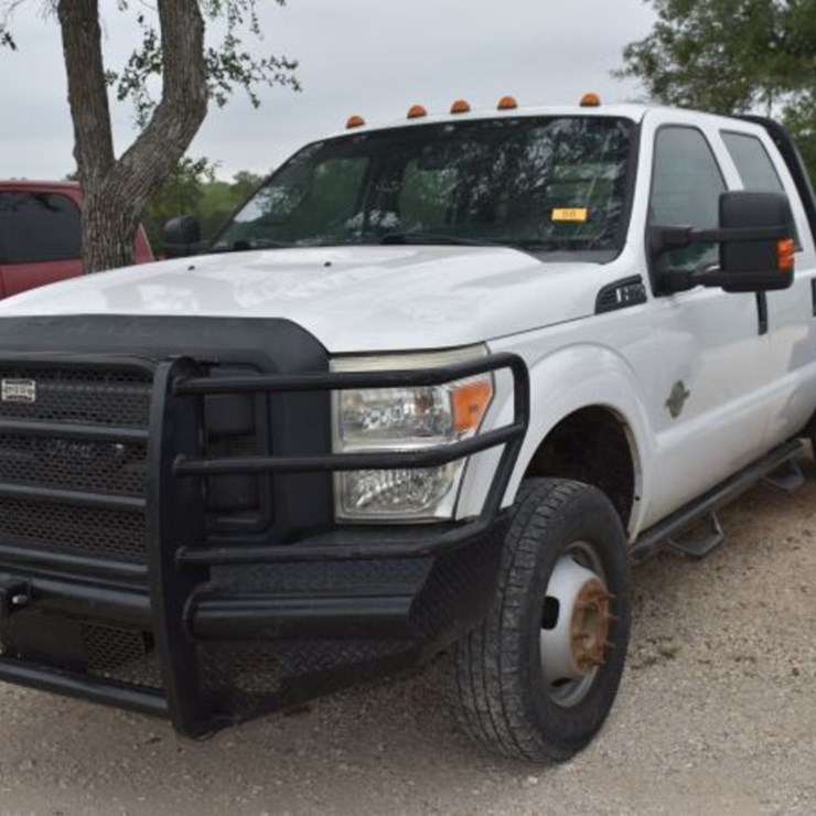 2015 FORD F350