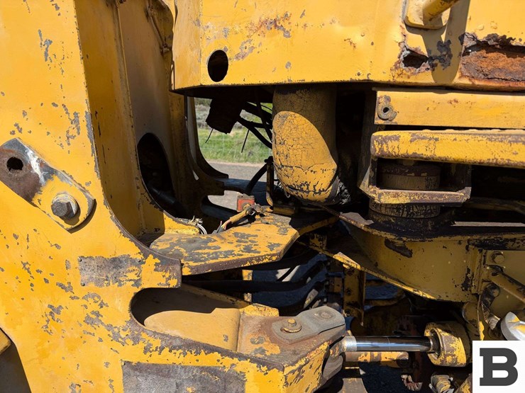 caterpillar-926e-image-15