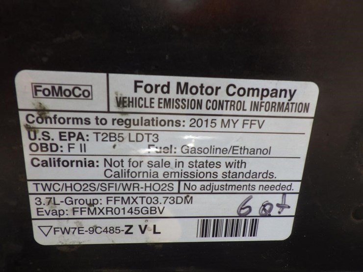 2015-ford-explorer-image-12