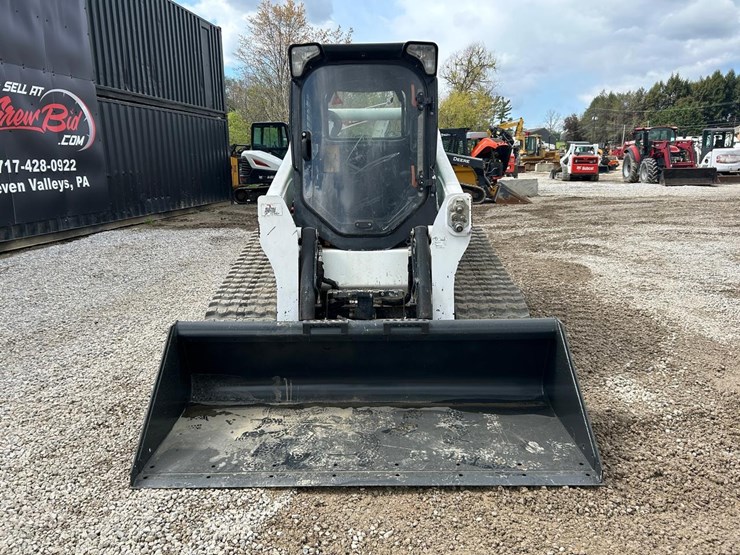 2022-bobcat-t770-image-7