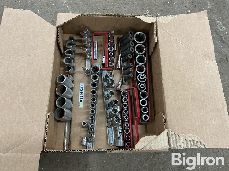 specialty-sockets-image-8