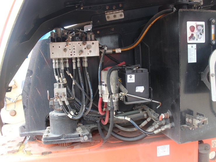 #35611-•-2015-jlg-boom-lift-image-7