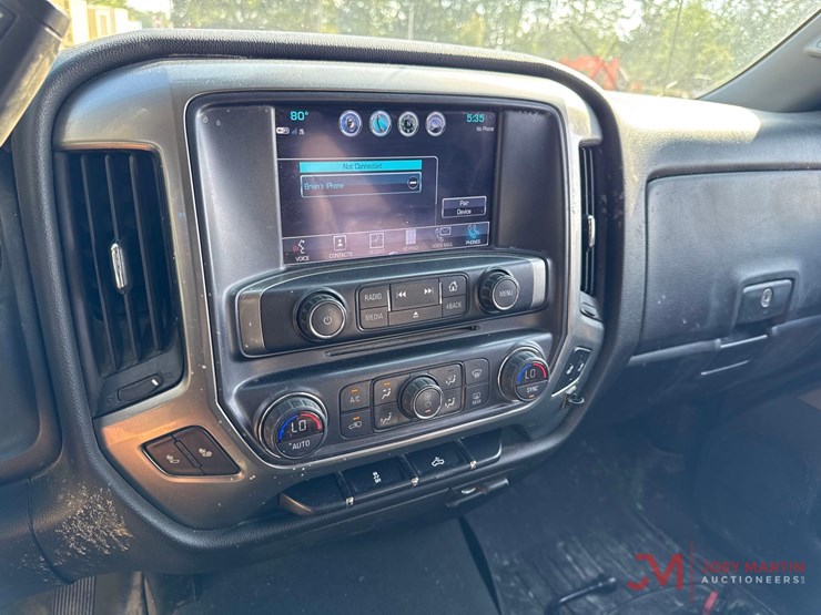 2019-chevrolet-2500-image-18