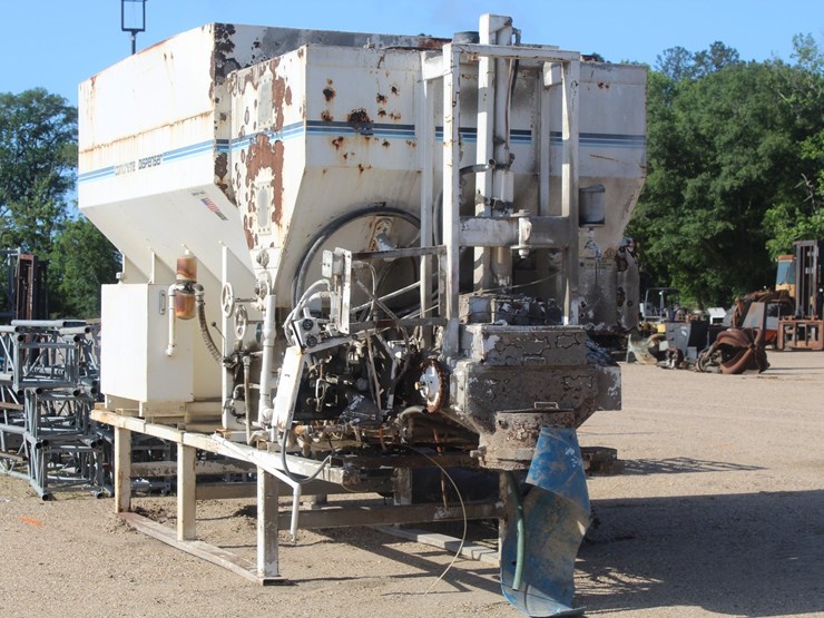 #82378-•-cemen-tech-concrete-dispenser-with-conveyor-belt-image-2