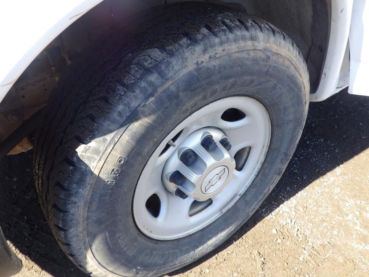2015-chevrolet-express-3500-image-13
