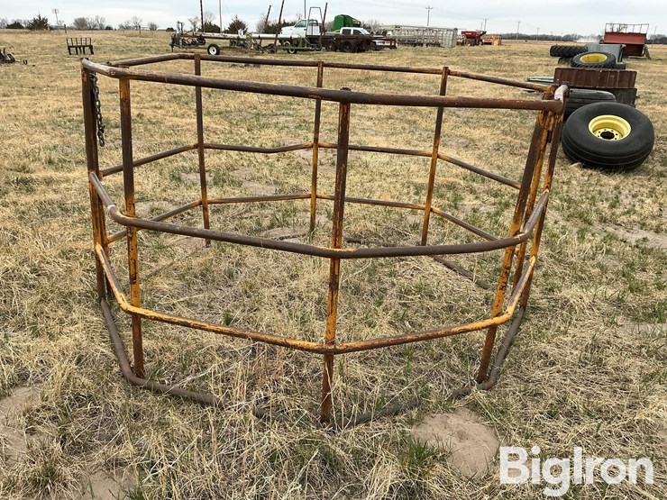 bale-feeder-image-8