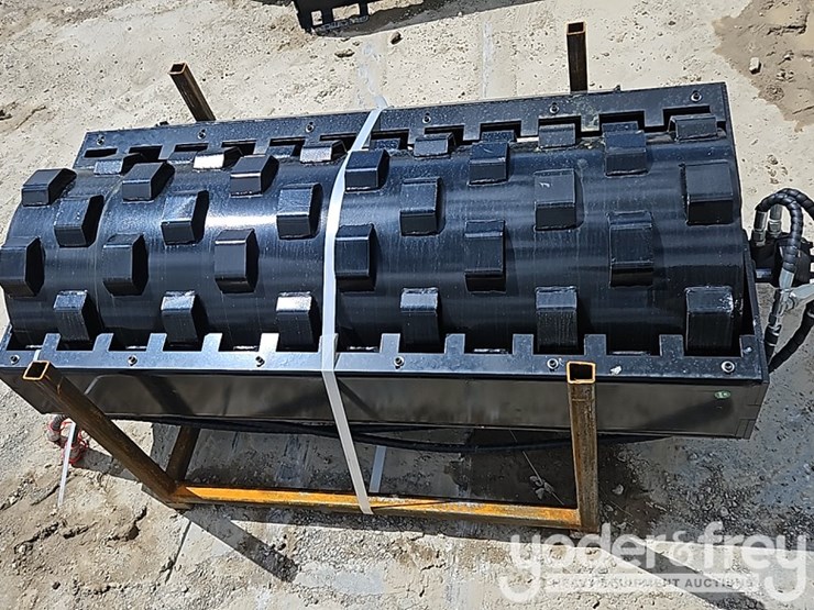 2026-giyi-gy-cw59-compactor-wheel-to-suit-skidsteer-image-3
