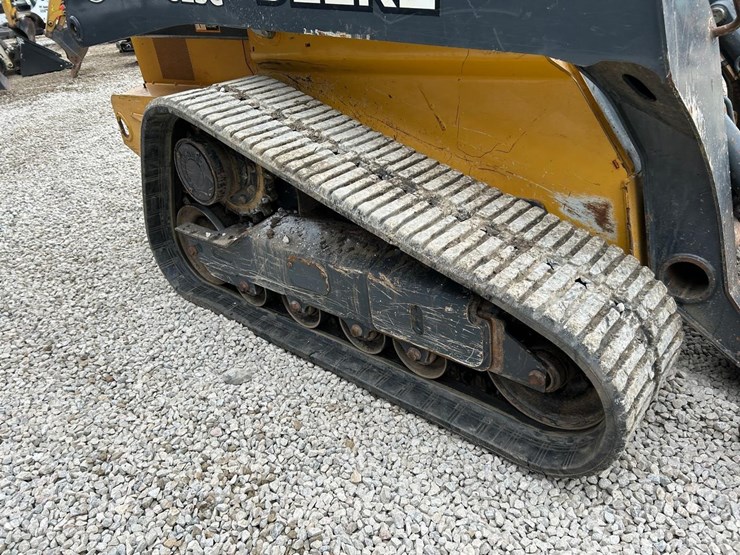 2019-deere-325g-image-12