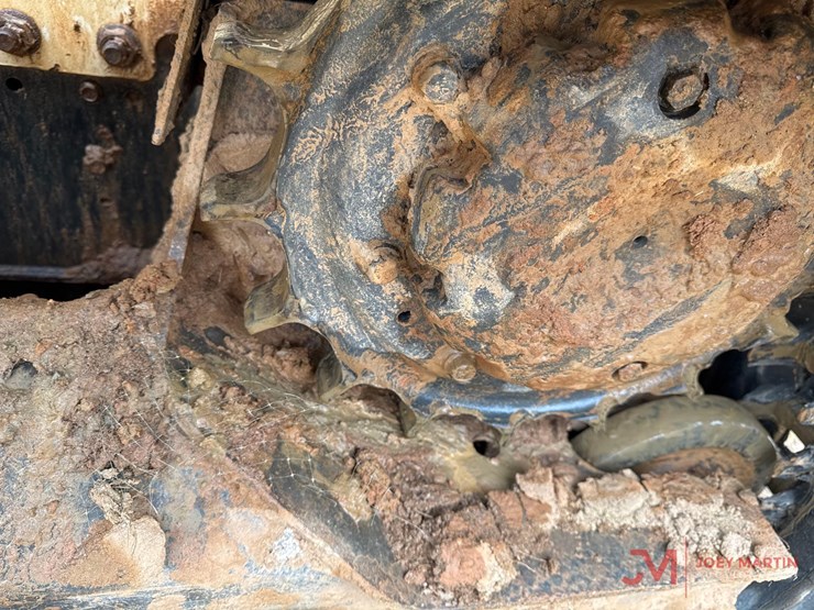 2020-bobcat-t770-image-10