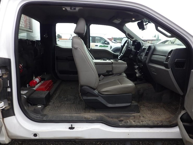 2017-ford-f450-image-36
