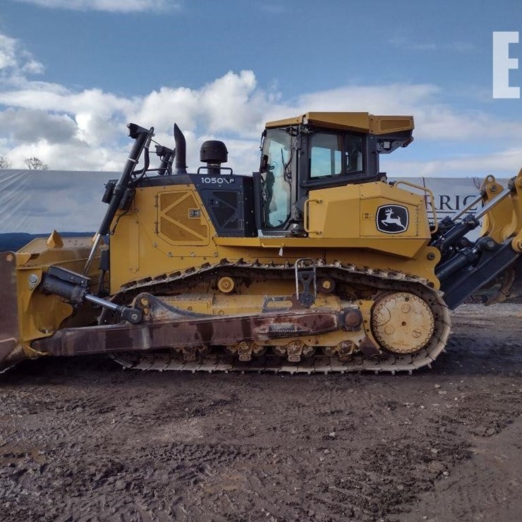 DEERE 1050 P-TIER