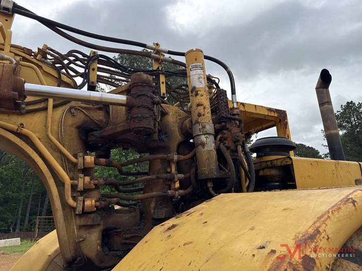caterpillar-621f-image-21