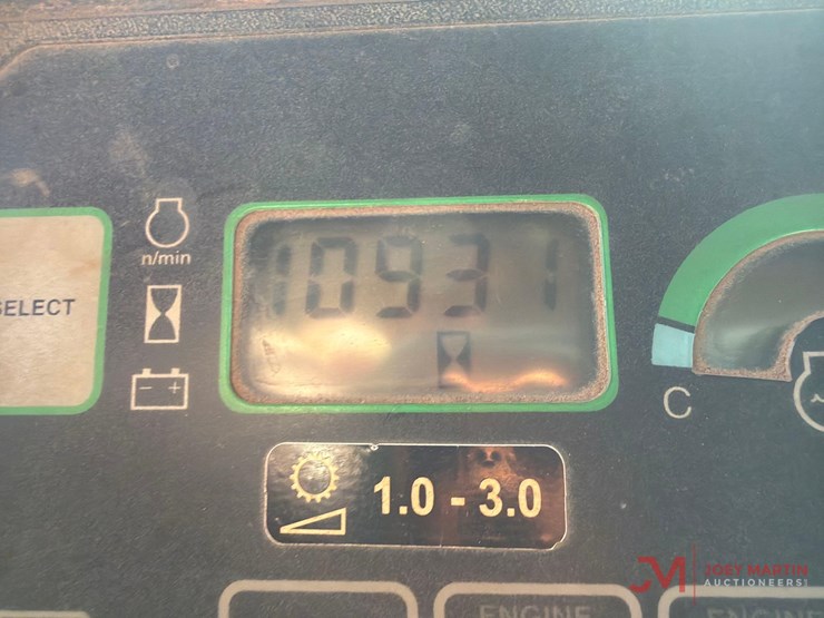 1998-deere-750c-image-22