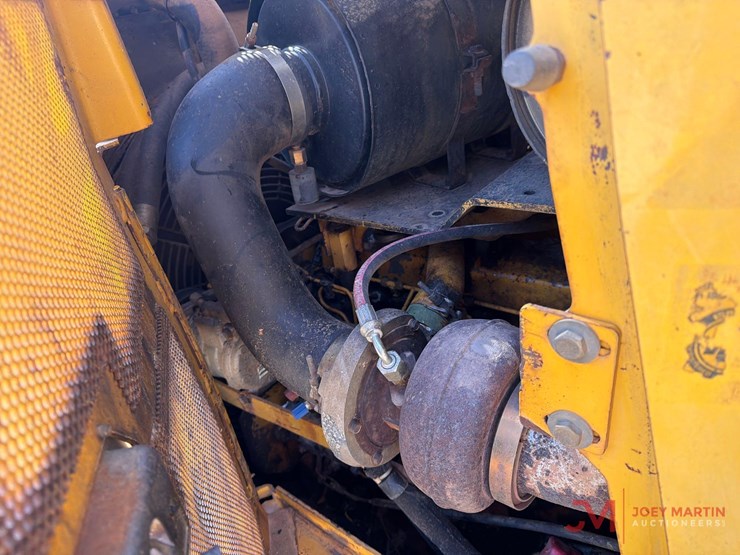 1998-deere-750c-image-16