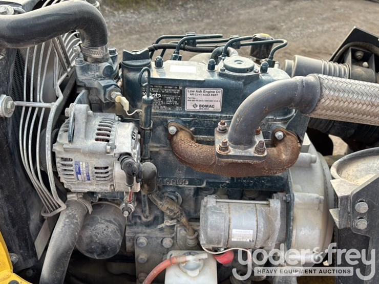 2022-bomag-bmp8500-image-22