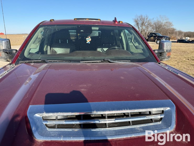 2019-chevrolet-silverado-3500-image-14