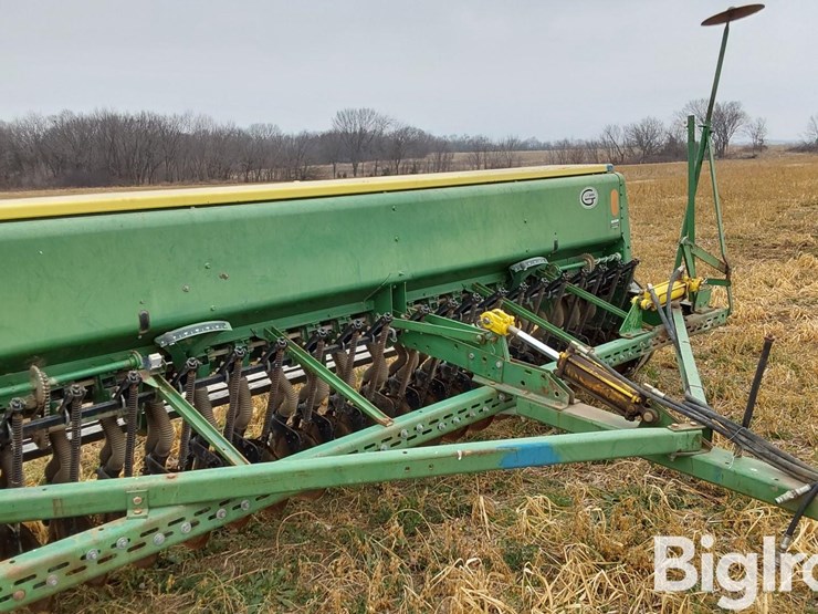 john-deere-8250-image-10
