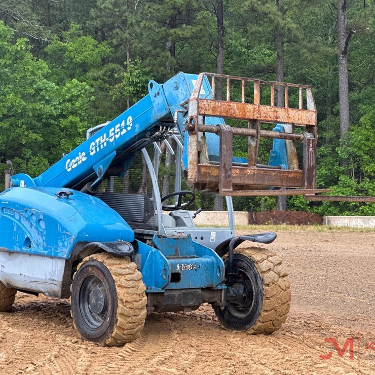 2008 GENIE GTH5519