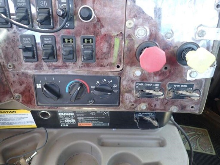 2007-international-9200i-image-17