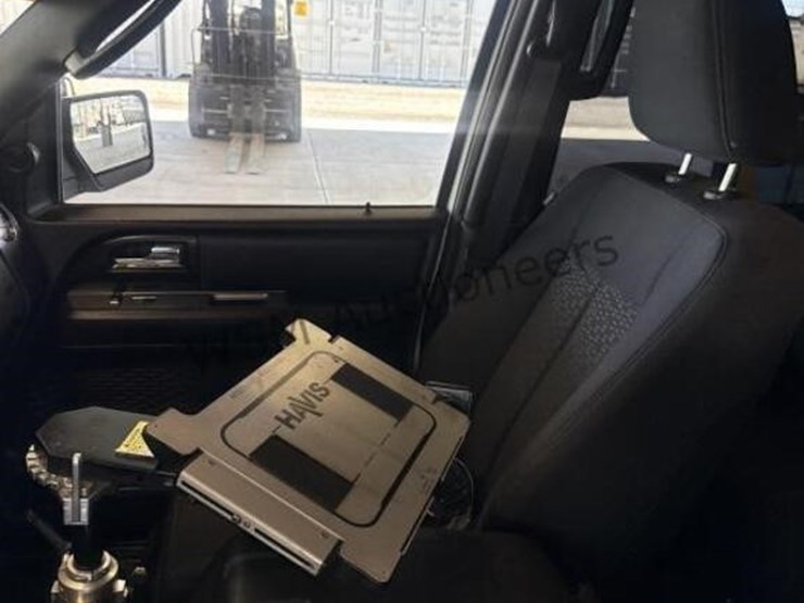 2017-ford-expedition-image-22