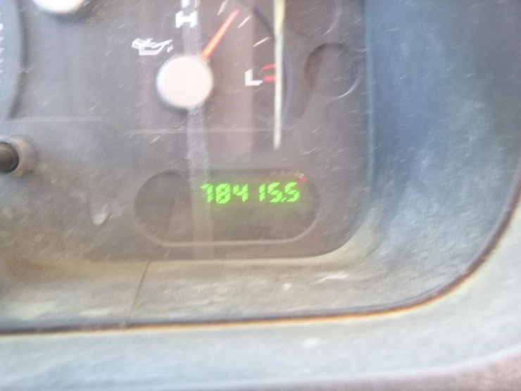 2004-ford-explorer-image-15
