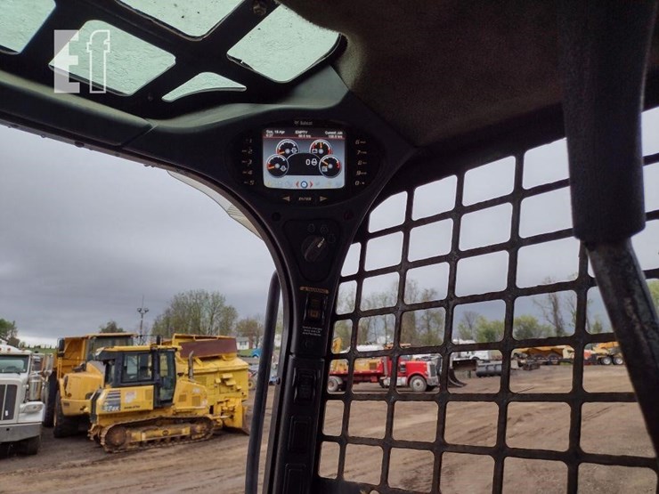 2017-bobcat-t590-image-8