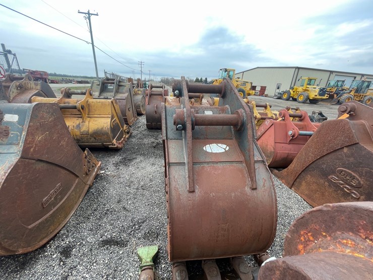 #5013-•-excavator-bucket-image-4
