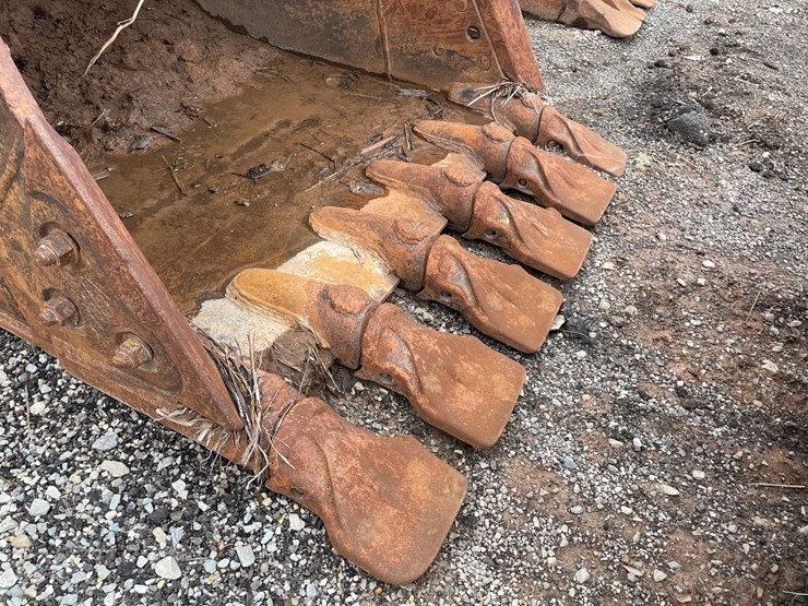 #5007-•-excavator-bucket-image-9