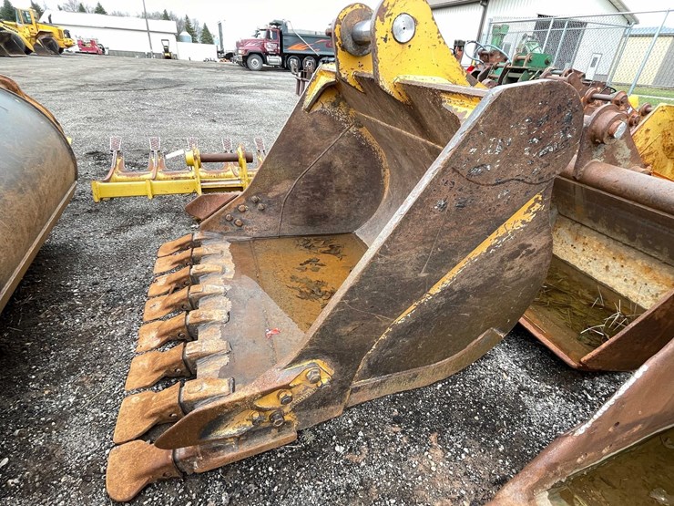 #5020-•-excavator-bucket-image-5