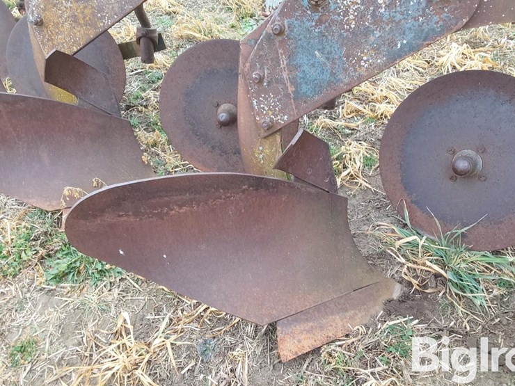dmi-5-bottom-variable-width-semi-mounted-plow-image-15