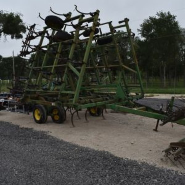JOHN DEERE 980