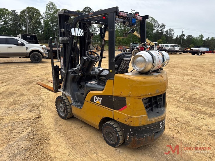 caterpillar-2c6000-image-3