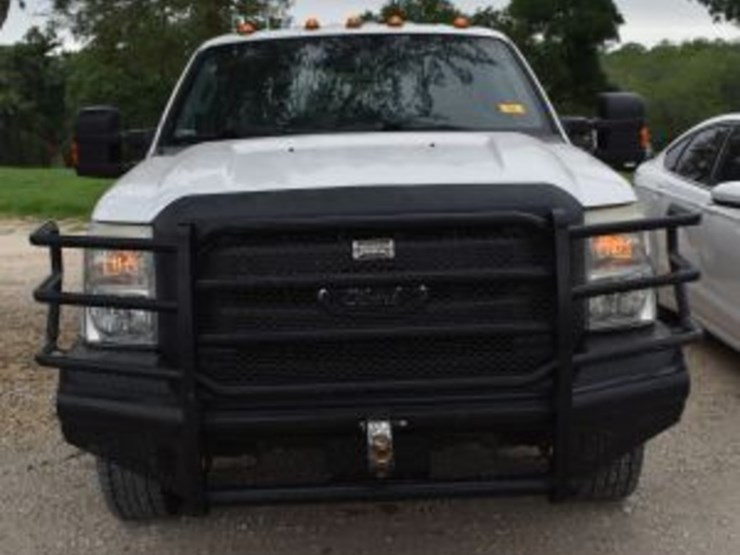 2015-ford-f350-image-2